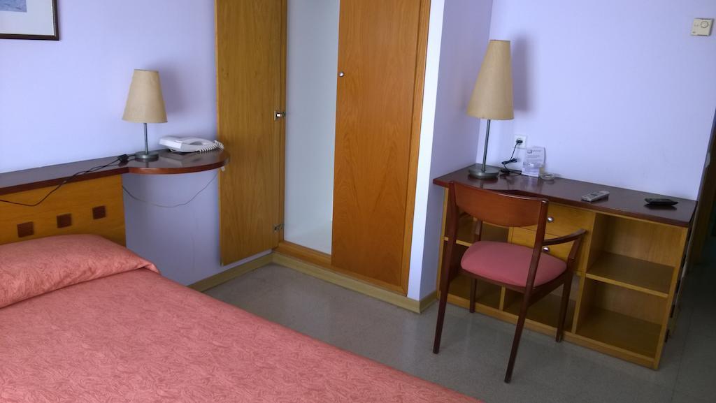 Hotel Montmeló Extérieur photo
